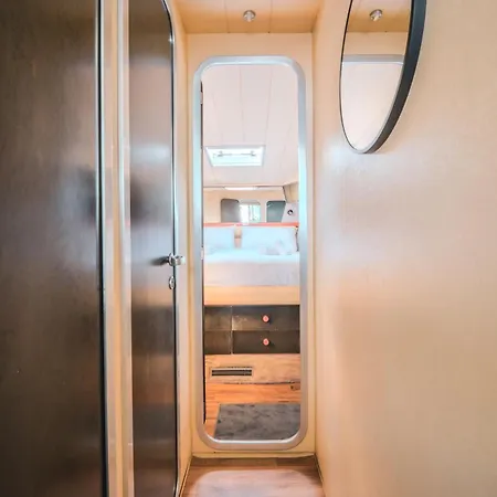 Yacht Patxi Ботель