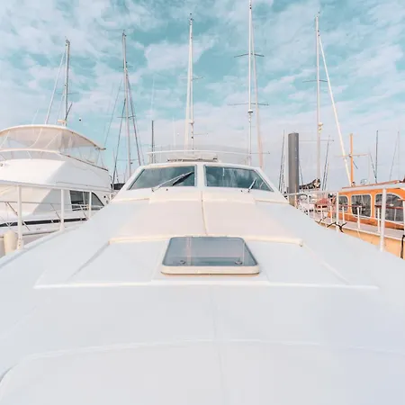 Yacht Patxi ラ・ロシェル