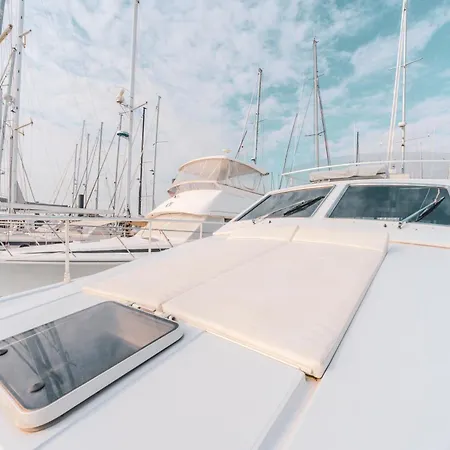 Yacht Patxi * ラ・ロシェル