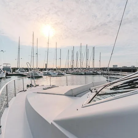 Yacht Patxi 拉罗歇尔