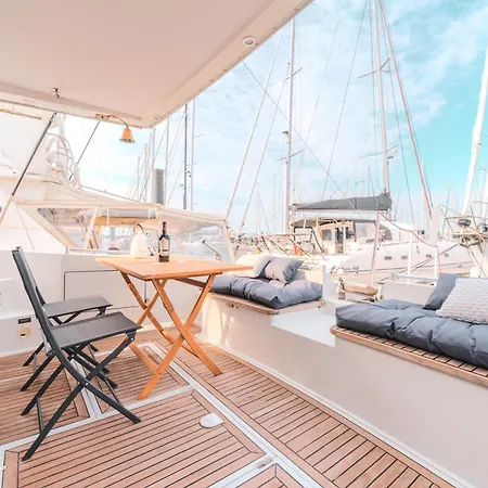 Yacht Patxi * ラ・ロシェル