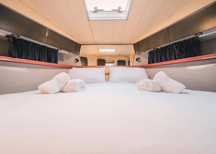 Yacht Patxi 船屋 拉罗歇尔